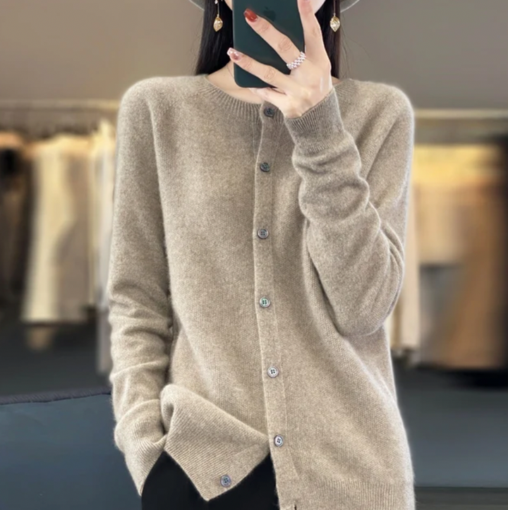 Vivienne | Soft Wool Blend Cardigan