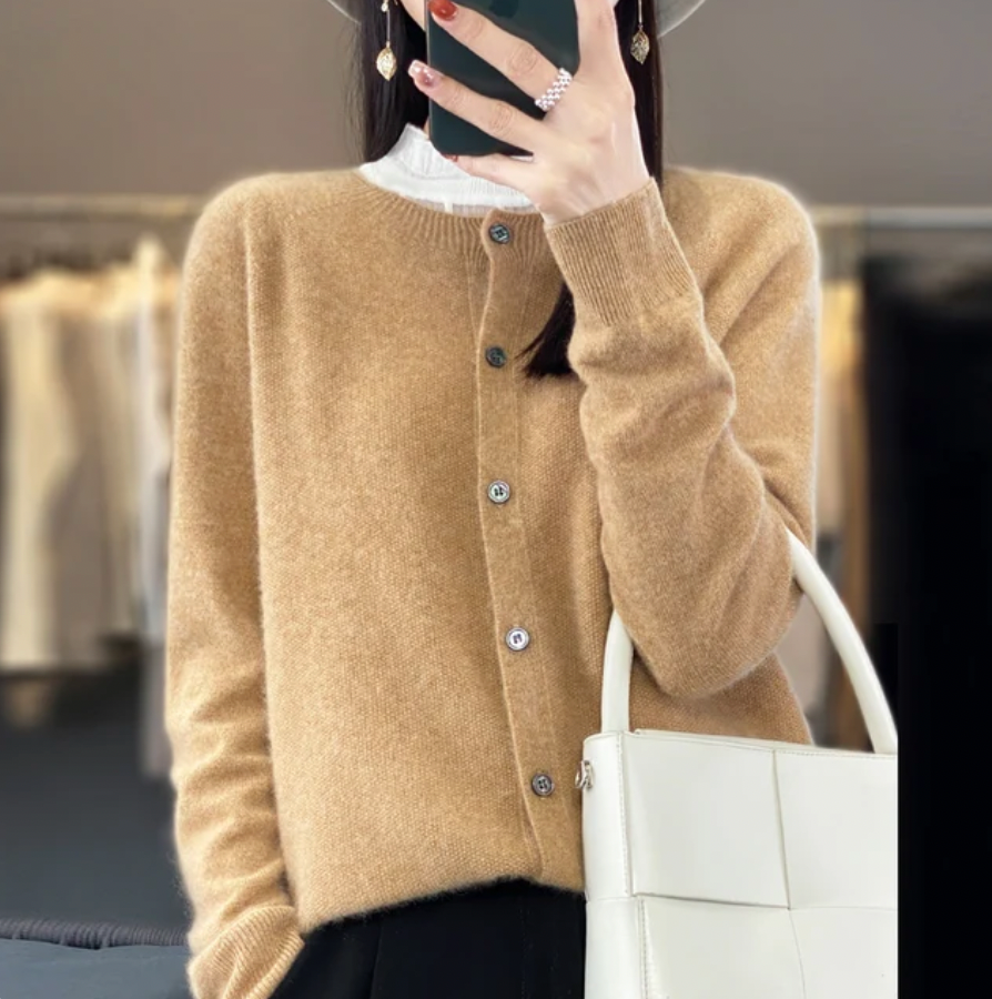 Vivienne | Soft Wool Blend Cardigan